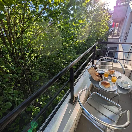 Le Jourdain Apartment *